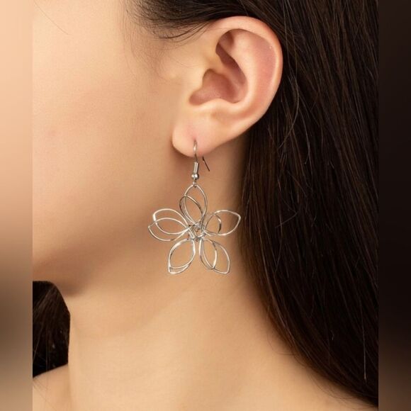 Carol for Eva Graham Silver Dangling Flower Earrings - Picture 1 of 5